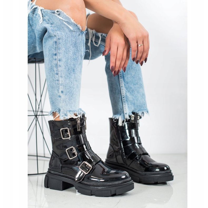 Seastar Ouvriers laqués le noir 1