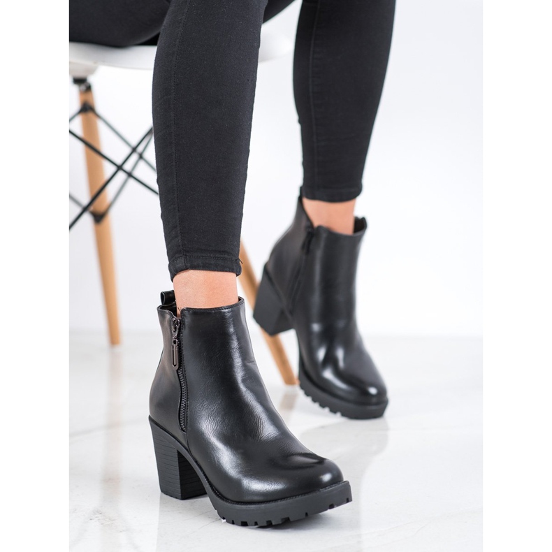 Small Swan Bottes chaudes pour femmes le noir 1