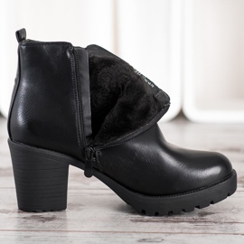 Small Swan Bottes chaudes pour femmes le noir 4