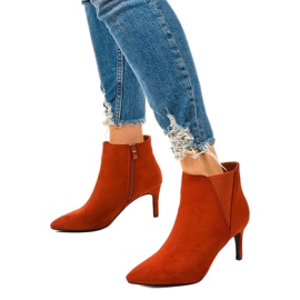 Bottines rouges avec un élastique Pattera 2