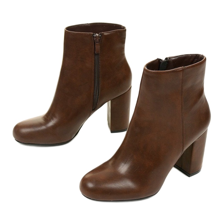 Boots marron avec éco-cuir Galloris brun 2