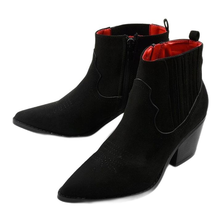 Bottes hautes en daim noir de la marque Elirea cowboy boots 2