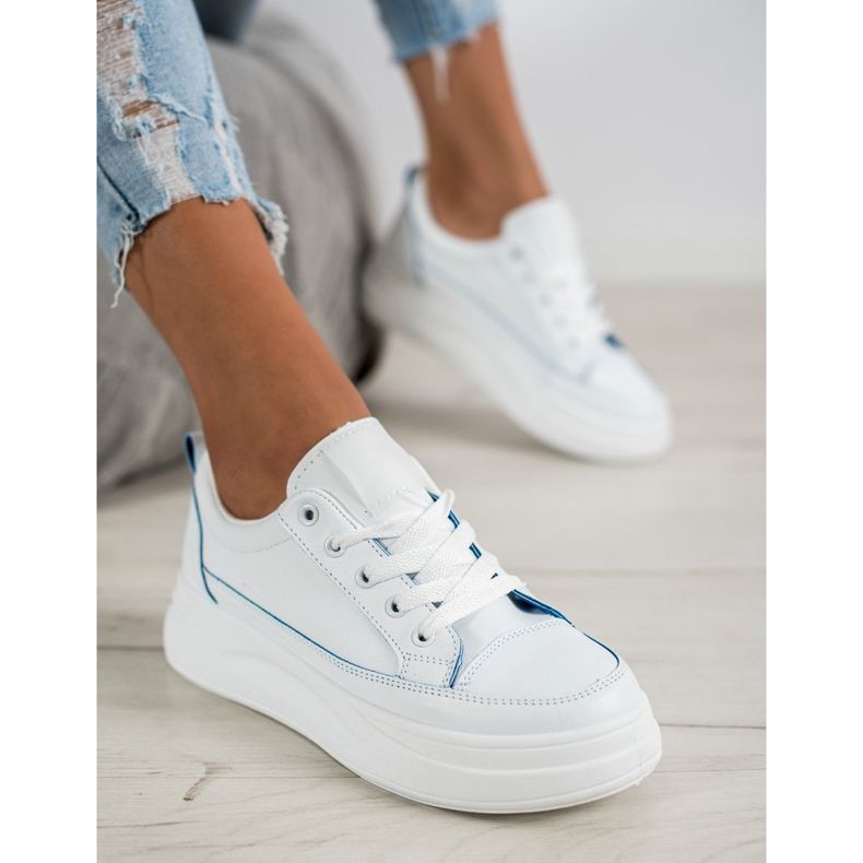 SHELOVET Chaussures de sport sur la plate-forme blanc 1