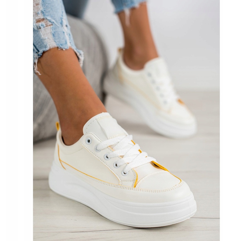 SHELOVET Chaussures de sport sur la plate-forme blanche 1