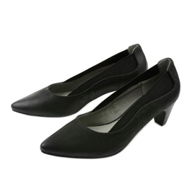 Escarpins noirs pour femmes sur le poste Deloney 2