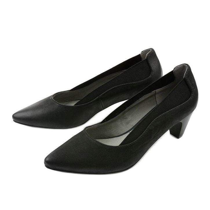 Escarpins noirs pour femmes sur le poste Deloney 2