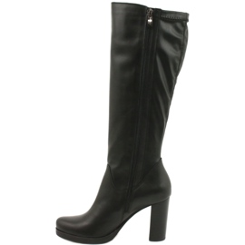 Arka Bottes en cuir sur le pilier Arek 7322 noir le noir 1