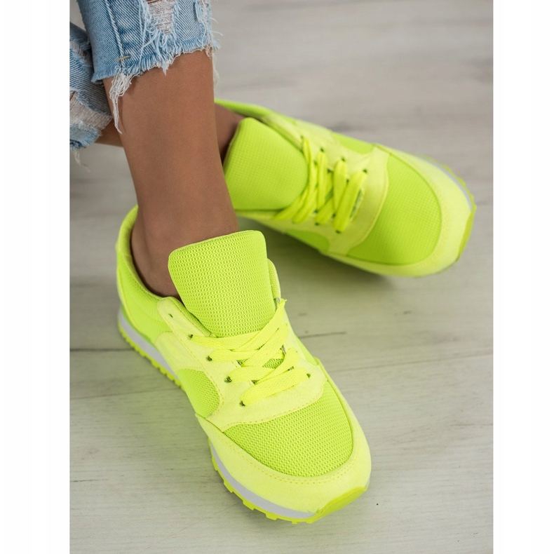 Ideal Shoes Chaussures de sport fluo jaune 1 Ideal Shoes Chaussures de sport fluo jaune 1