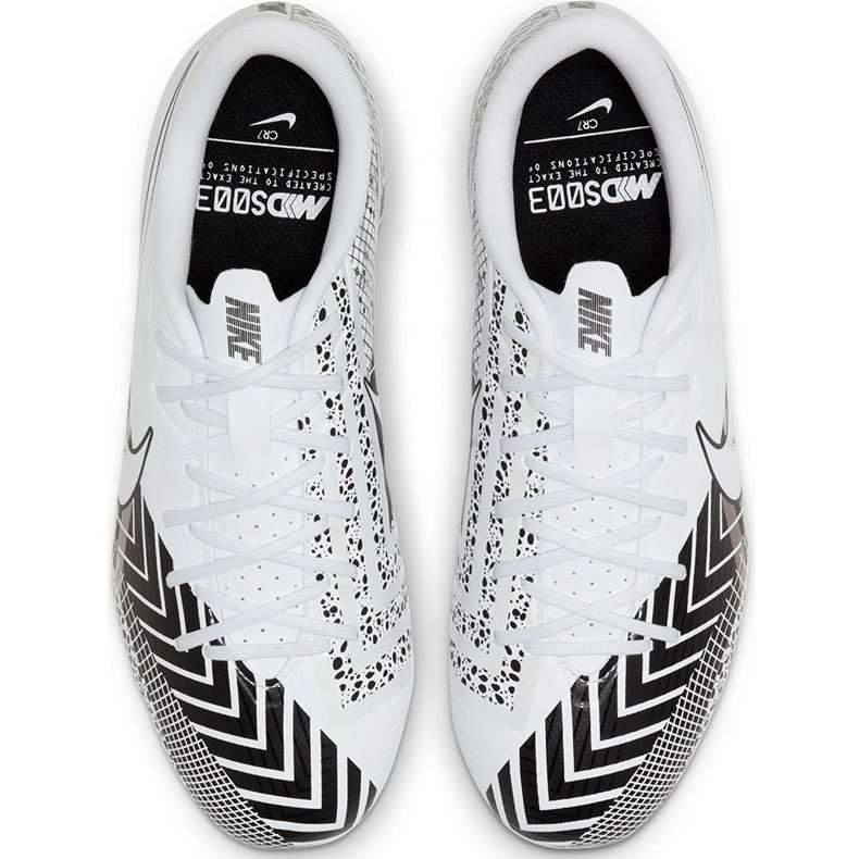 Chaussure de football Nike Mercurial Vapor 13 Academy Mds FG / MG Junior CJ0980 110 blanc blanc 1