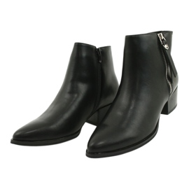 Bottes d'hiver sur la fermeture éclair Jezzi 20BT35-3028 noir 2