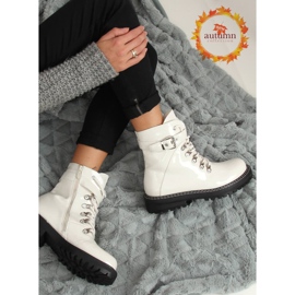 Boots femme laquées blanches 8120-PA Blanc 1 Boots femme laquées blanches 8120-PA Blanc 1