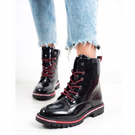 Goodin Trappeurs vernis le noir rouge 1 Goodin Trappeurs vernis le noir rouge 1