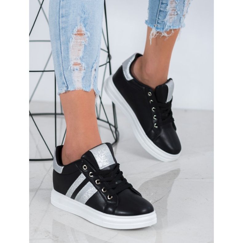 SHELOVET Chaussures de sport sur un coin le noir 2 SHELOVET Chaussures de sport sur un coin le noir 2