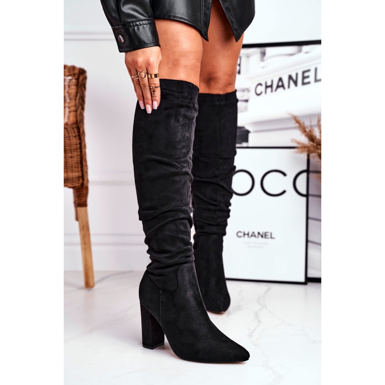 Bottines Femme Talon Daim Noir Pomestro le noir 2