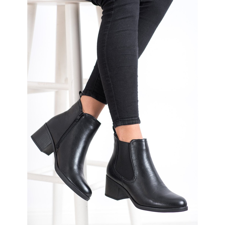 J. Star Bottes sur un poste bas le noir 1