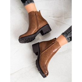 Ideal Shoes Bottes marron confortables brun 1 Ideal Shoes Bottes marron confortables brun 1