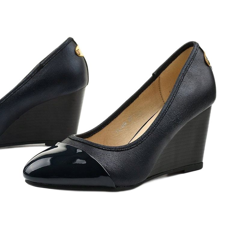 Escarpins bleus sur le talon compensé Bluehorn bleu marin 1