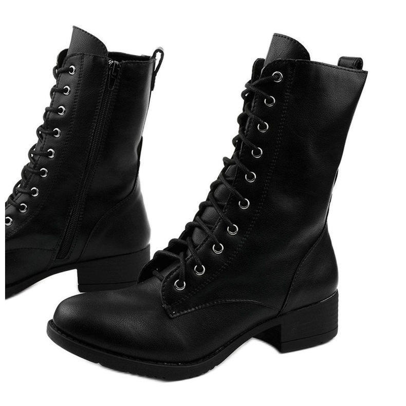 Bottines noires mates de chez Xiseli boots 1
