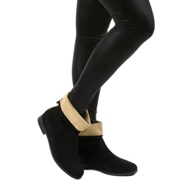Bottines slip-on en daim noir Islevine le noir 1