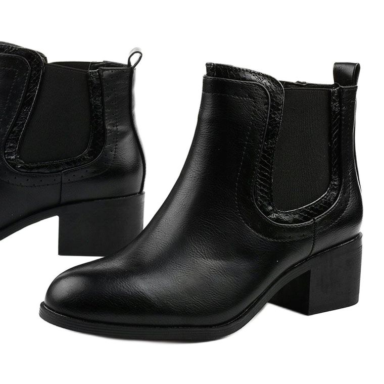 Bottes noires de Bluehill isolées Jodhpur bottes le noir 1