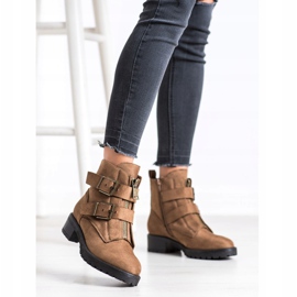 Corina Travailleurs occasionnels brun 1 Corina Travailleurs occasionnels brun 1