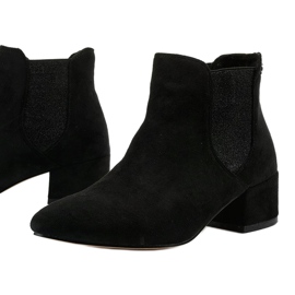 Bottines Chelsea noires sur le post Naurea le noir 1