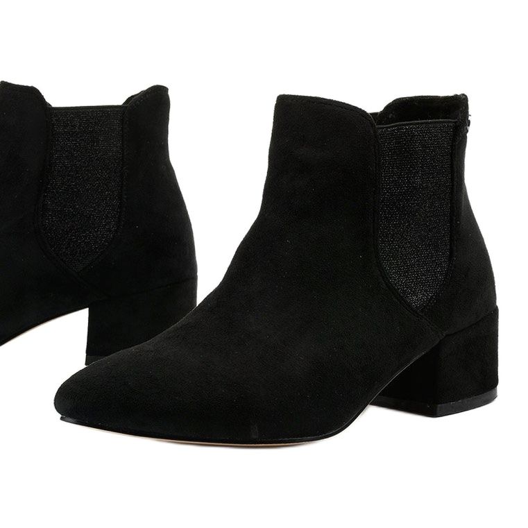 Bottines Chelsea noires sur le post Naurea le noir 1