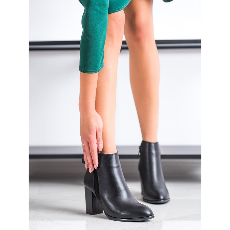 Cm Paris Bottes élégantes en éco-cuir noir 1