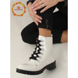 Boots écrues laquées 7982-PA Blanc blanche 1