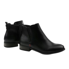 Bottes isolées noires avec une fermeture éclair Simplegleam le noir 3