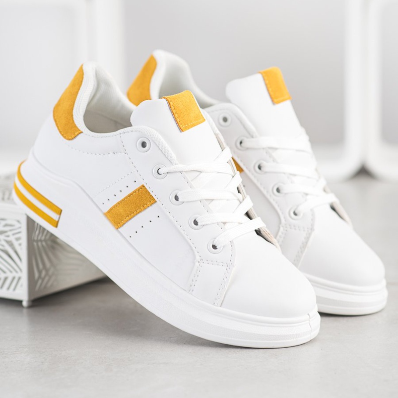 Sweet Shoes Des baskettes blanches jaune 1