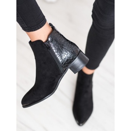 Kayla Bottes élégantes sur un poste bas noir 2