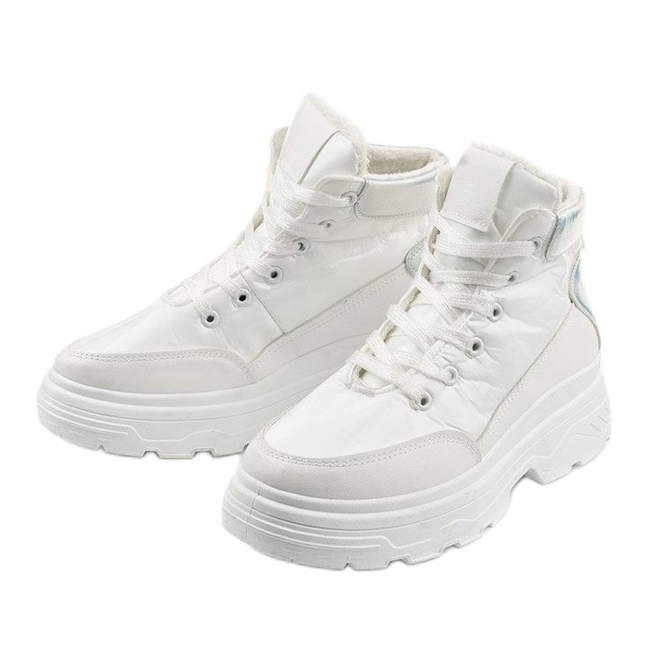 Bottes de sport isolées blanches Ysleta argent 2