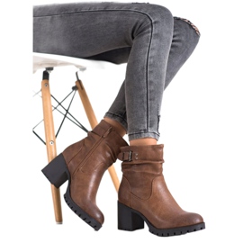 SDS Bottes hautes avec isolation brun 1 SDS Bottes hautes avec isolation brun 1