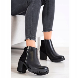 Queen Vivi Bottes noires à la mode le noir 1