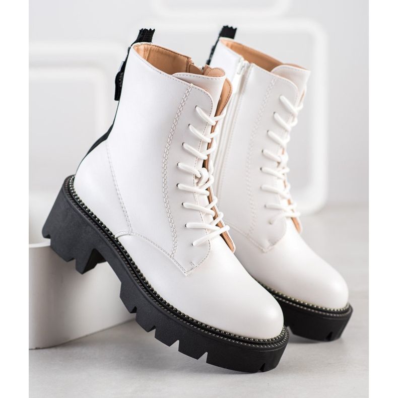 Seastar Trappeurs blancs sur la plate-forme noir 2