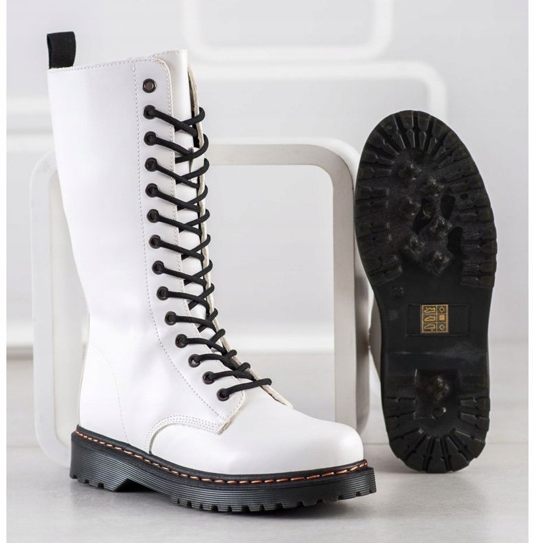 SHELOVET Bottes hautes blanches le noir 2 SHELOVET Bottes hautes blanches le noir 2