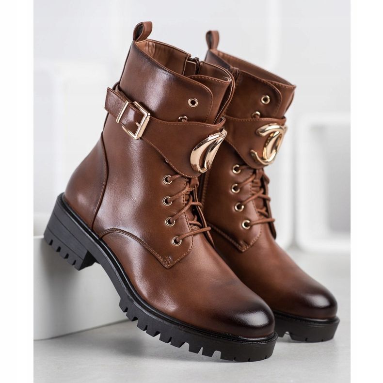 SHELOVET Travailleurs avec ornement doré brun 1