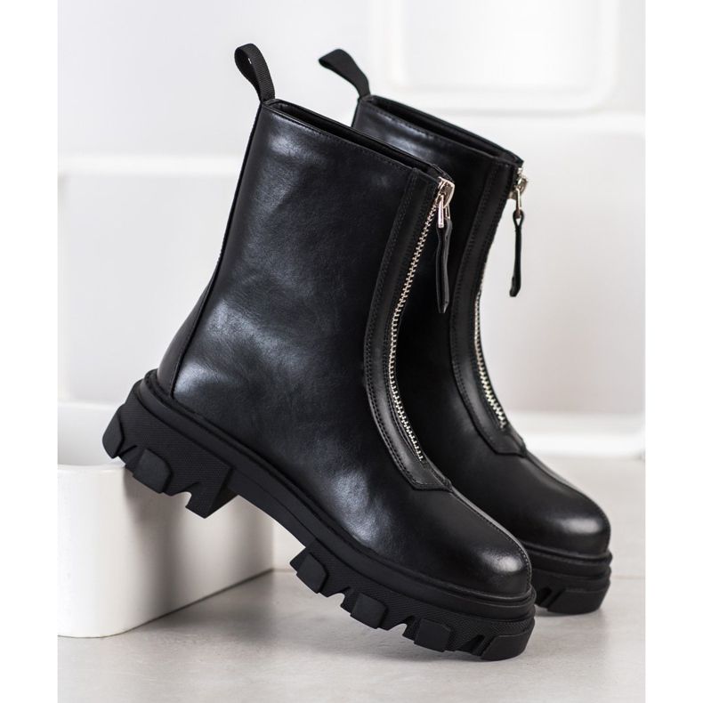 Seastar Travailleurs sur la plate-forme le noir 1