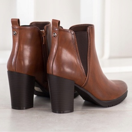 Bottes sur un bar Sergio Leone brun 3