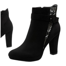 Bottes noires sur le poteau avec éco-daim Lysianassa 1