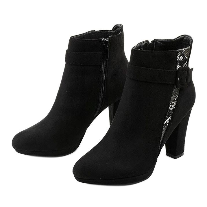 Bottes noires sur le poteau avec éco-daim Lysianassa 2