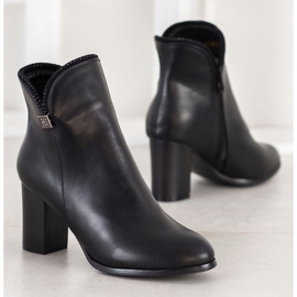 Sabatina Bottes élégantes avec une découpe le noir 1