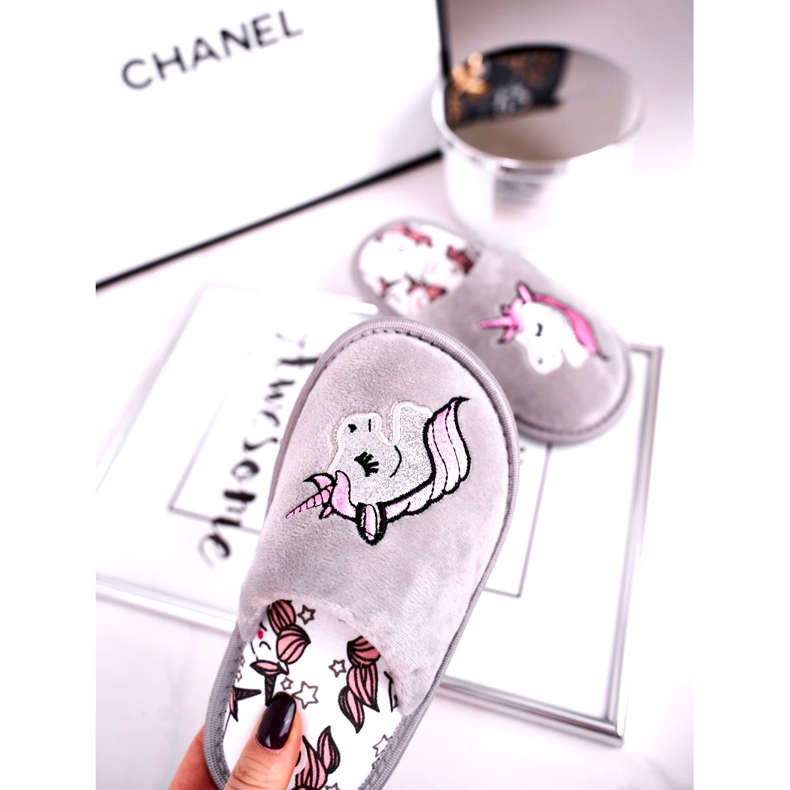 Chaussons Enfant Gris Licorne Avec Licorne rose argent 2 Chaussons Enfant Gris Licorne Avec Licorne rose argent 2