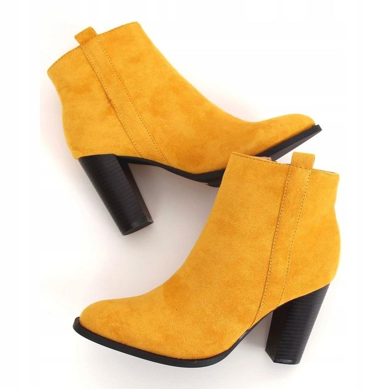 Talons hauts classiques UK09P Jaune miel 1
