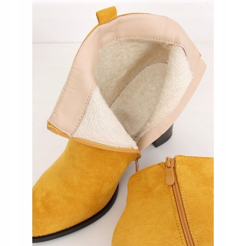 Talons hauts classiques UK09P Jaune miel 2