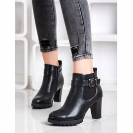 Queen Vivi Bottes confortables à talons hauts le noir 4