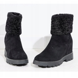 Bottines isolées en daim noir de Bodri le noir 4