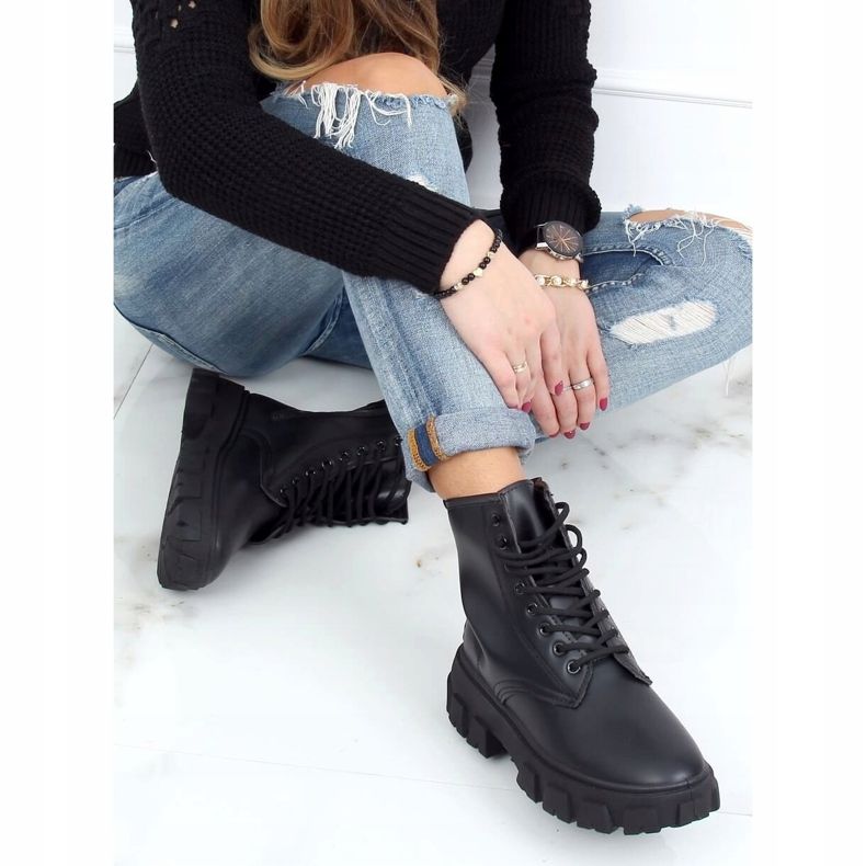 Bottines noires à lacets F663 Noir 1