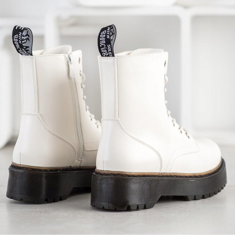 SHELOVET Bottes chaudes sur la plateforme blanc 1